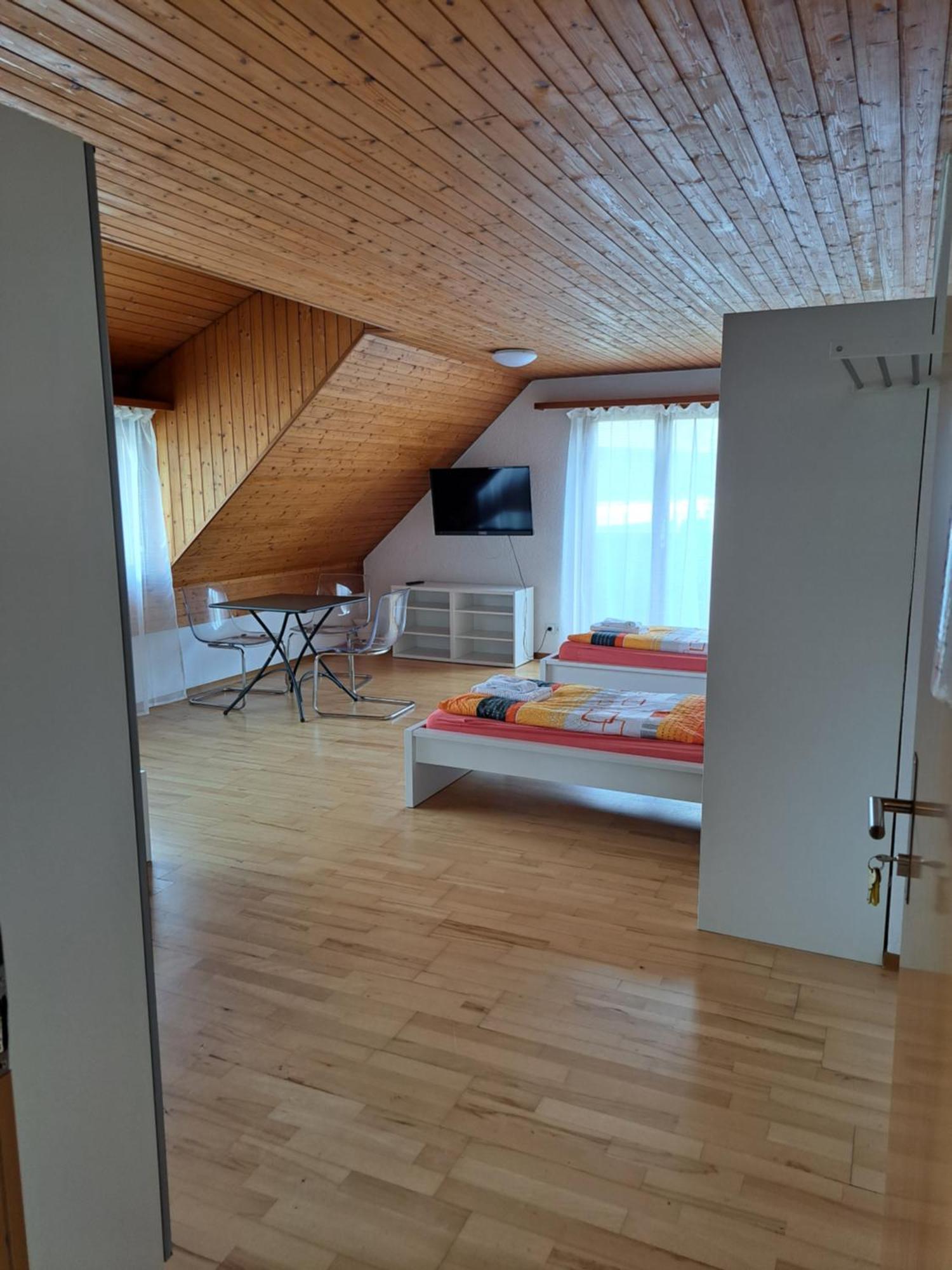 Good Bed Aarwangen Lägenhet Exteriör bild