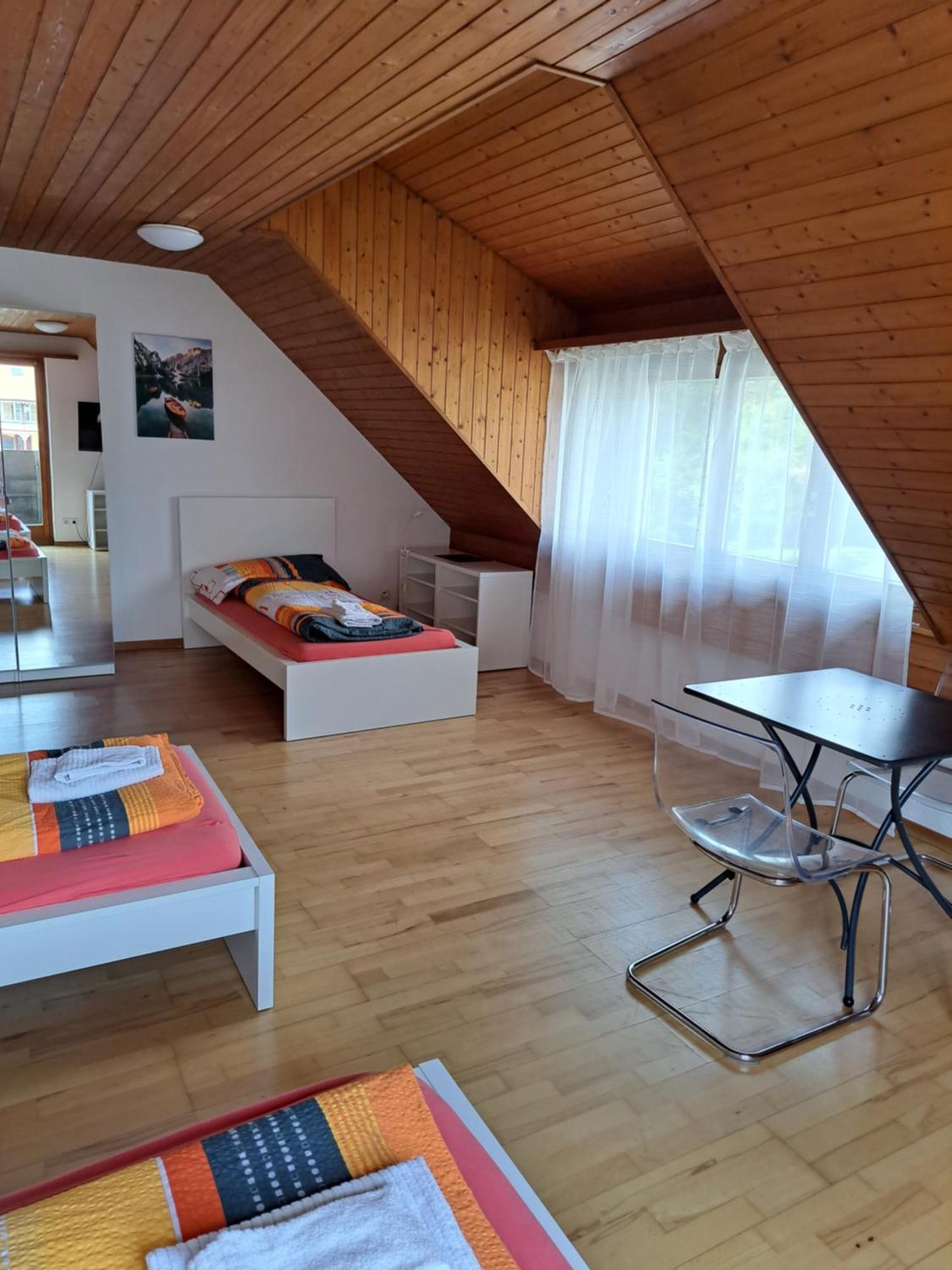 Good Bed Aarwangen Lägenhet Exteriör bild